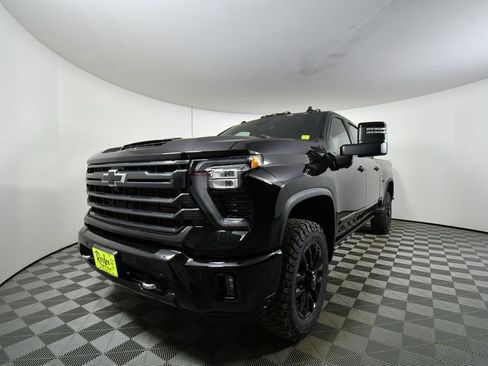New 2026 Chevrolet Silverado 2500 High Country w/ Midnight Edition image 6