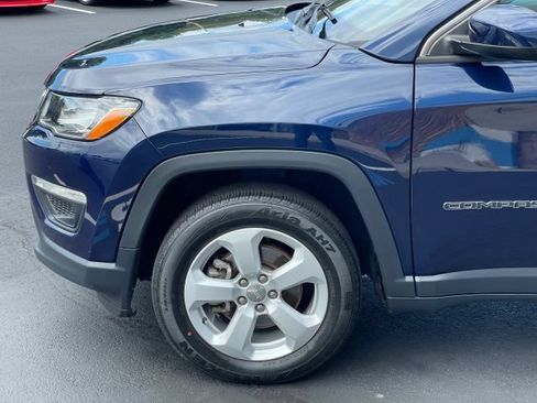 Used 2018 Jeep Compass Latitude w/ Popular Equipment Group AWD/4WD image 14