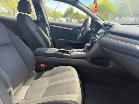 Used 2017 Honda Civic EX image 16