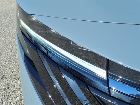 New 2026 Nissan Sentra SR w/ SR Premium Package image 3