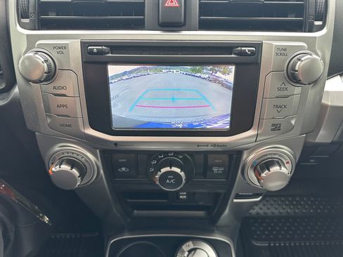 Used 2019 Toyota 4Runner SR5 Premium AWD/4WD image 17