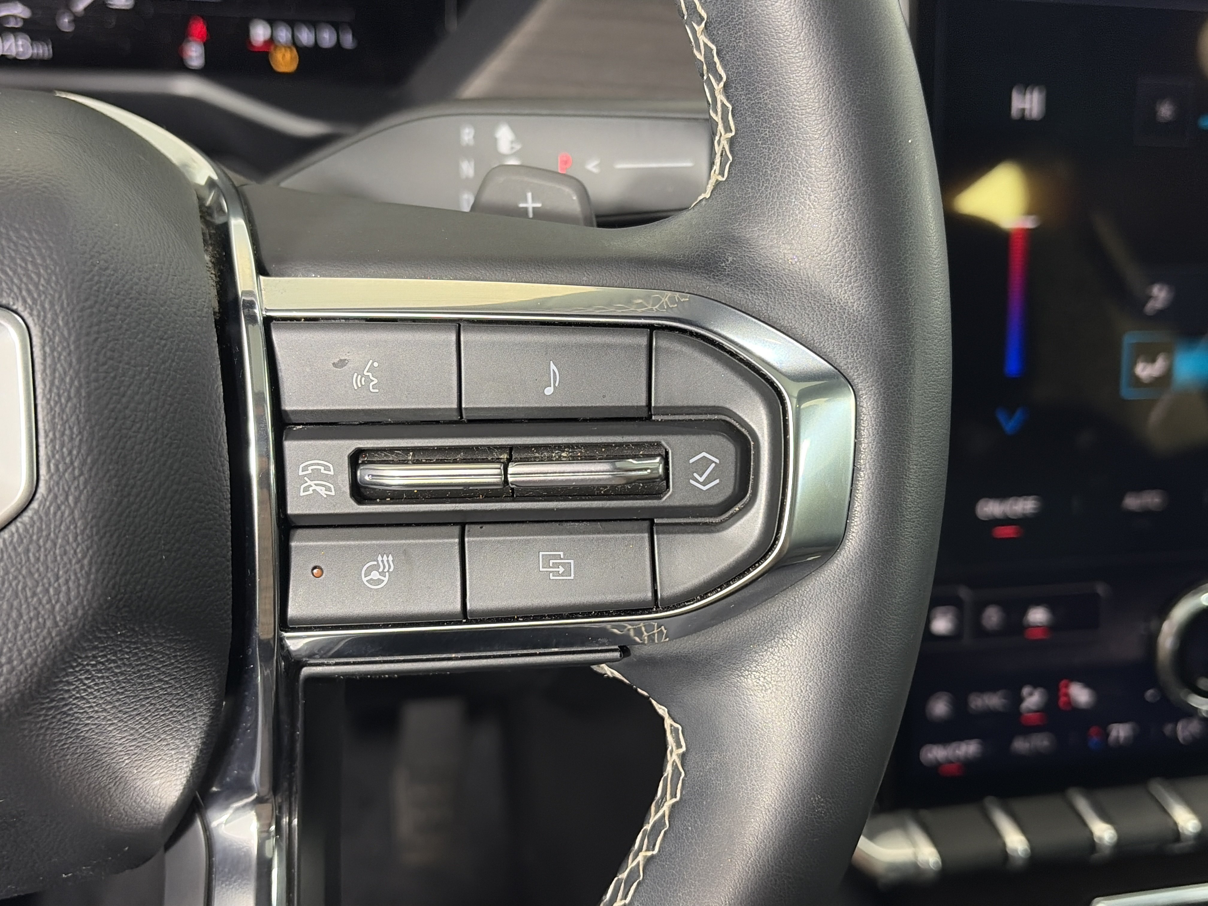 Certified 2024 GMC Acadia Denali w/ LPO, Floor Liner Package AWD/4WD image 34