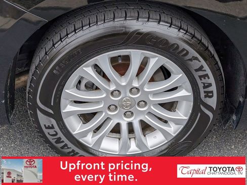 Used 2015 Toyota Sienna XLE Premium image 27