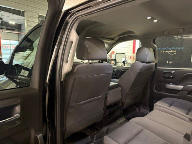 Used 2017 Chevrolet Silverado 2500 LT w/ Midnight Edition AWD/4WD image 33