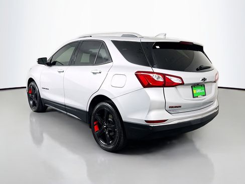 Used 2020 Chevrolet Equinox Premier w/ Premier Redline Edition FWD image 7