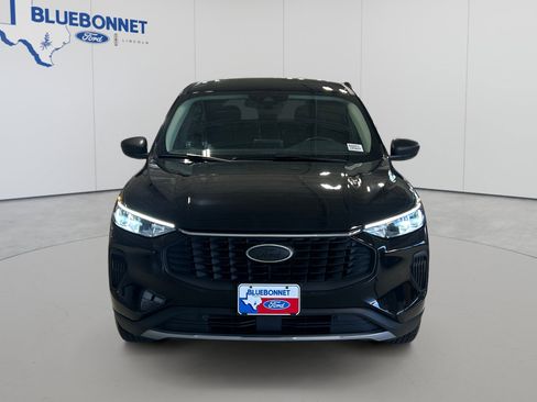 Certified 2024 Ford Escape Active AWD/4WD image 2