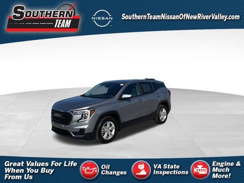 Used 2024 GMC Terrain SLE AWD/4WD image 1