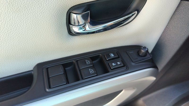 Used 2020 Nissan Titan SV w/ SV Convenience Package AWD/4WD image 13