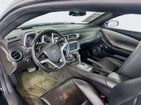 Used 2015 Chevrolet Camaro LT w/ RS Package image 9