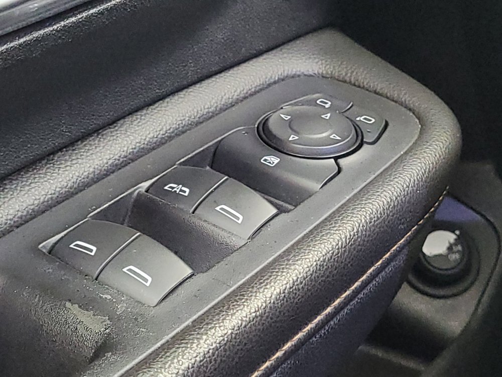 Used 2019 GMC Terrain SLE w/ Driver Convenience Package FWD image 27