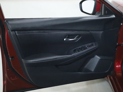 Used 2023 Nissan Sentra SV FWD image 15