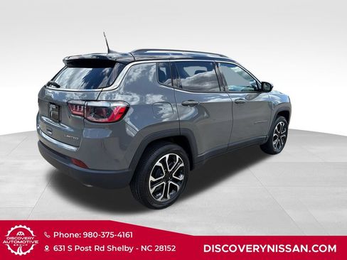 Used 2022 Jeep Compass Limited AWD/4WD image 7