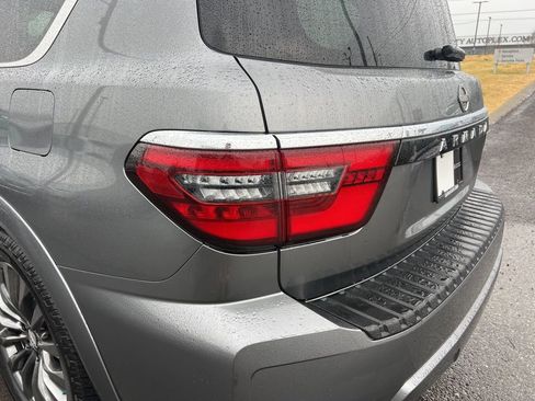 Used 2021 Nissan Armada Platinum image 13