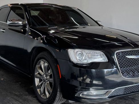 Used 2016 Chrysler 300 C AWD/4WD image 4