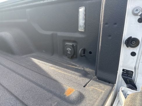 Used 2021 Jeep Gladiator Rubicon image 31