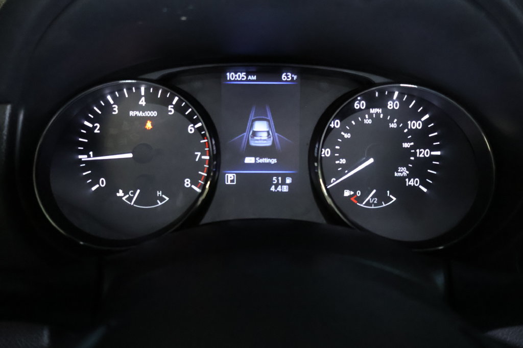 Used 2019 Nissan Rogue SV AWD/4WD image 19