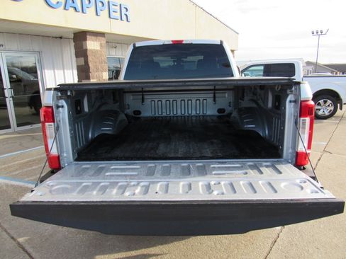 Used 2017 Ford F250 XLT w/ XLT Premium Package image 36