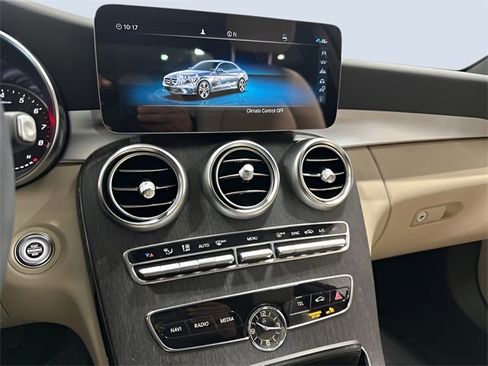 Used 2019 Mercedes-Benz C 300 4MATIC Sedan image 21