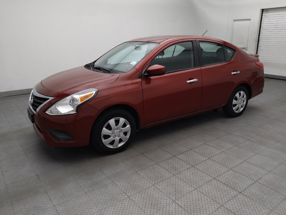Used 2019 Nissan Versa SV FWD image 2