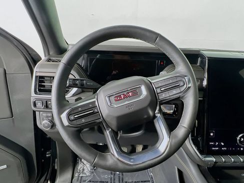 Certified 2025 GMC Yukon XL Elevation AWD/4WD image 10