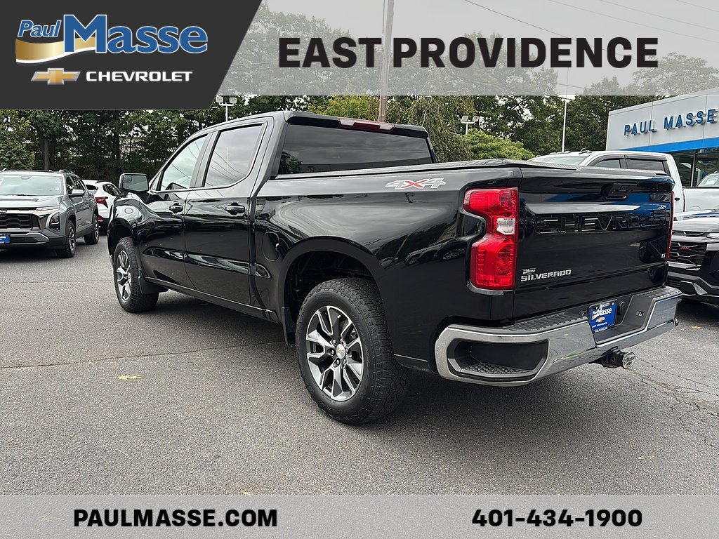 Used 2023 Chevrolet Silverado 1500 LT AWD/4WD image 5