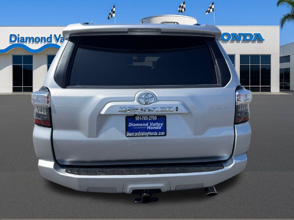 Used 2022 Toyota 4Runner SR5 Premium w/ Moonroof Package RWD image 5