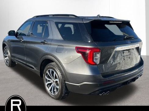 Used 2020 Ford Explorer ST image 4