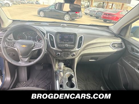 Used 2024 Chevrolet Equinox LT w/ LPO, Floor Liner Package image 9