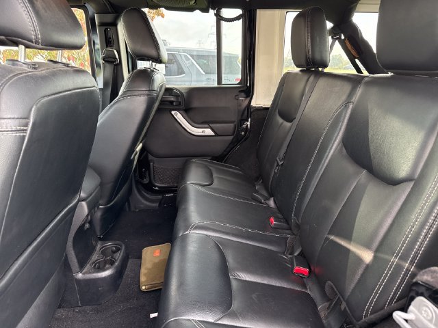 Used 2014 Jeep Wrangler Unlimited Sahara w/ Dual Top Group AWD/4WD image 14