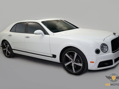 Used 2018 Bentley Mulsanne Speed image 2
