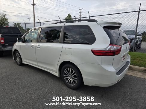 Used 2020 Toyota Sienna XLE FWD image 9