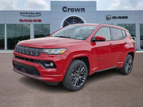 Used 2022 Jeep Compass Limited AWD/4WD image 3