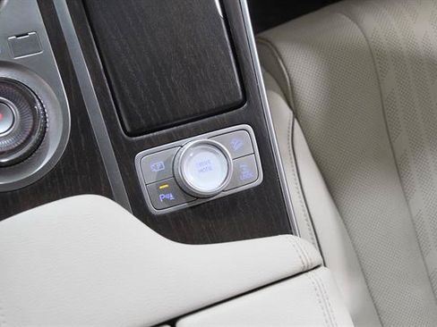 Certified 2023 Genesis GV80 3.5T Advanced + AWD/4WD image 18