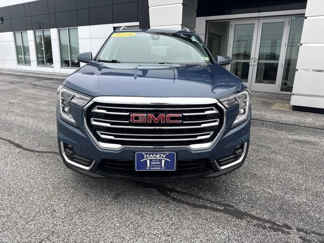 Certified 2024 GMC Terrain SLT w/ LPO, Floor Liner Package AWD/4WD image 2