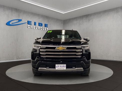 Used 2022 Chevrolet Silverado 1500 High Country w/ High Country Premium Package image 10