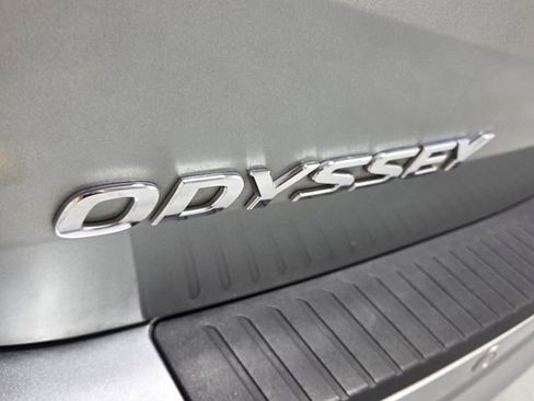 Used 2025 Honda Odyssey Touring image 12
