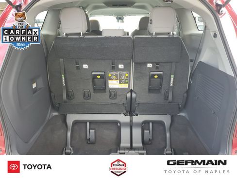 Used 2023 Toyota Sienna LE FWD image 25