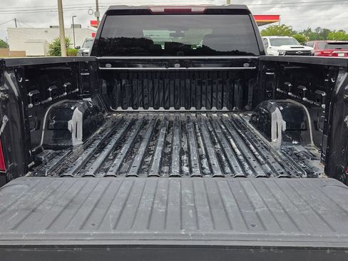 Used 2021 Chevrolet Silverado 1500 LT AWD/4WD image 10