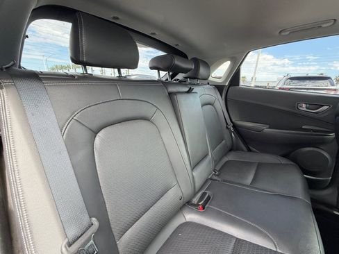 Used 2021 Hyundai Kona Limited FWD image 18