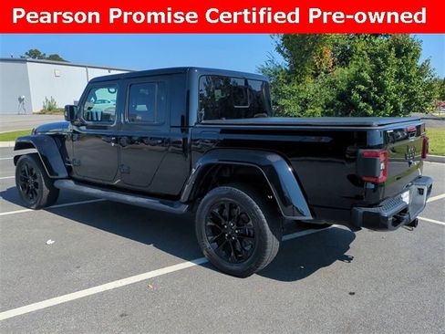 Used 2022 Jeep Gladiator Overland image 6