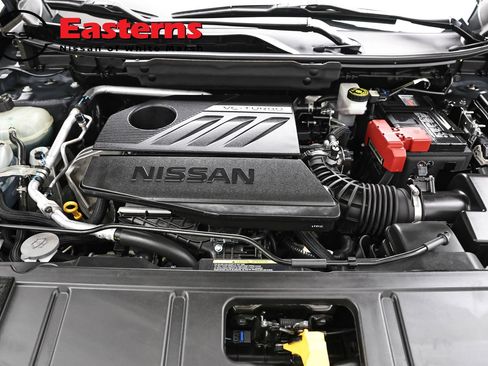 Used 2023 Nissan Rogue S AWD/4WD image 7