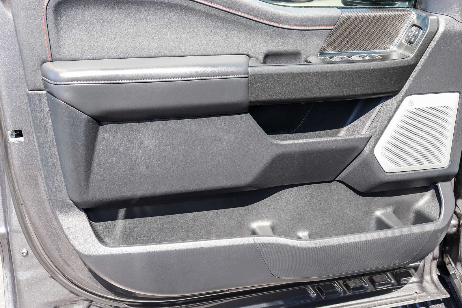 Used 2025 Ford F150 Raptor AWD/4WD image 22