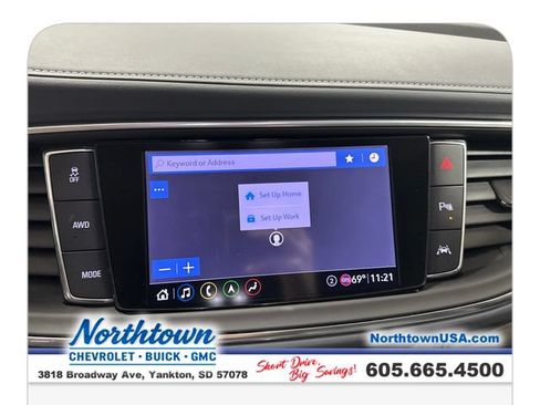 Used 2020 Buick Enclave Premium w/ Surround and Sites Package AWD/4WD image 20