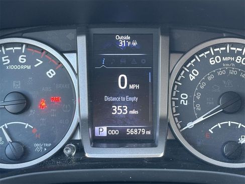 Certified 2019 Toyota Tacoma SR5 image 11