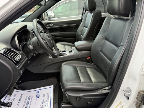 Used 2021 Jeep Grand Cherokee Limited w/ Quick Order Package 28K 80th AWD/4WD image 11