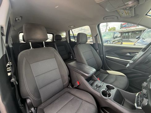 Used 2022 GMC Terrain SLE w/ Driver Convenience Package FWD image 23