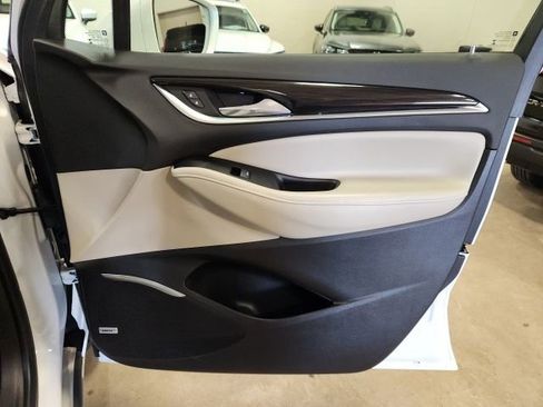 Used 2019 Buick Enclave Premium w/ Experience Buick Package image 38