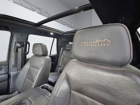Used 2022 Chevrolet Tahoe High Country AWD/4WD image 21