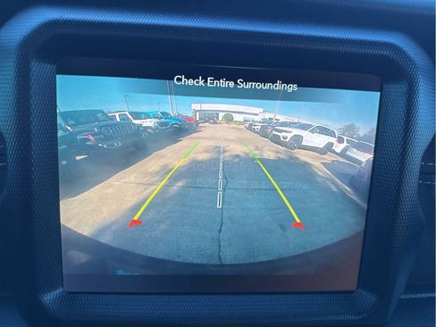 Certified 2023 Jeep Wrangler Unlimited Sahara image 23