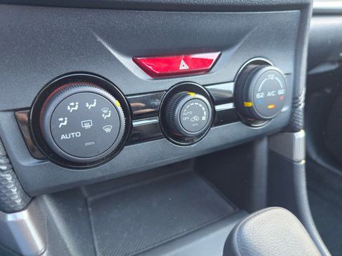 Used 2019 Subaru Forester Premium image 35